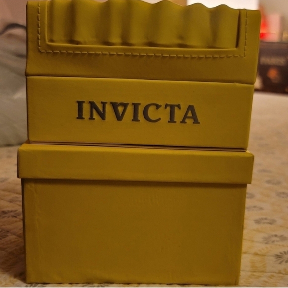 Invicta Diamond Bezel Chronograph Sapphire Coated Watch - Picture 16 of 16